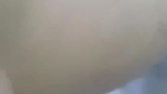 外表清纯艺校乖巧小女友与男友啪啪年龄不大就已经被调教的这麽骚了