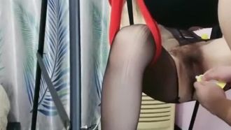 짜릿한 4P, 집에 갇힌 성노예, 검은 스타킹을 입은 섹시한 유혹, 보지를 묶어 밀어넣는 섹스 해먹, 보지와 보지를 이용한 온갖 유린과 입놀이