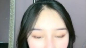 [中文主播外流] 颜值不错爆乳健身教练情趣装自慰 钢管舞诱惑椅子上跳蛋塞逼站立一字马 很是诱惑喜