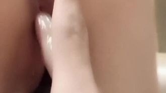 The sex life of a 170cm long-legged flight attendant’s wife after being exploited by a single man with a big dick