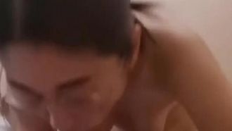 チンポを楽しむ