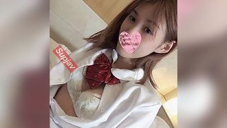 FC2PPV 4505160 대인기였던 D컵 미유로 아름다운 엉덩이의 보육사씨가 시부야의 인기 의류 판매원으로 전직. 오지산에게 칭찬받고 허락해 질 내 사정! 혼욕하고 한층 더 2회전! 핑크 파이 빵 씨앗 넣어 질 내 사정 2 연발! 특전: 주무르기 사정!