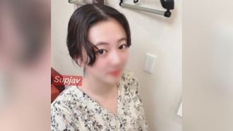 FC2PPV 4523768 [insgesamt 3 Aufnahmen] Ein 1/8-jähriges Mädchen aus Tokio, das in einem friedlichen Land im Norden aufgewachsen ist. Heißer Sex, der die Sommerhitze übertrifft, mit dem zweiten Schwanz ihres Lebens.