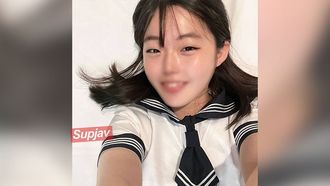 FC2PPV 4529249 [Uncensored] [18 anni, capelli corti e neri] Un vero gioiello! Una J* ingenua, obbediente e ingenua che viene a succhiare il cazzo di un vecchio con occhi innocenti e ha un vero creampie crudo nella sua vagina !!
