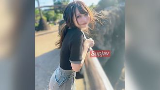 FC2PPV 4545189 [First appearance] An 18-year-old No○saka student who attends an international school in Kansai. She fascinates everyone with her fluffy E-cup and transparent fair skin, and is desecrated with a large amount of creampie. . .