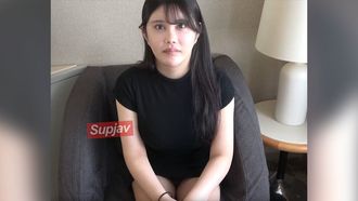 FC2PPV 4547525 *SCONTO 70% fino al 20/10 * [Gonzo] [Viso in mostra] [Creampie] Una donna sposata che lavora in una sala per matrimoni è una casalinga perfetta che si prende cura di suo marito e suo figlio mentre lavora e si prende cura di fingendo di essere...