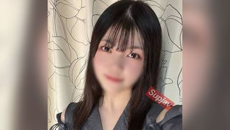 FC2PPV 4558077 【顏值&特典】帶可愛超敏感19歲JD到宿舍中出她！打開陽台的窗戶，小聲地享受背部性愛中出
