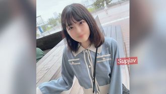 FC2PPV 4565637 露出你的脸！限时3天！她乖乖听从我的安排，在公共场合不穿内裤、不戴胸罩进行变态约会……她再也无法控制自己的大胆行为，掩盖了一个在大自然的简单环境中长大的健康新护工！原始饼！ ！