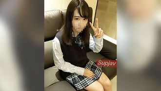 FC2PPV 4571758 [沒有製服服裝] 對尷尬的性愛和未經處理的毛茸茸的陰部感到非常興奮♡有點強迫的原始性愛和中出性愛[高品質有獎金]