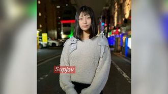 FC2PPV 4575988 100% ingenuità I collant di un'amatrice un po' paffuta sono stati strappati e riempiti con successo nella sua vagina. La prima volta che un dilettante tsundere fa sesso che non è nemmeno maturo!
