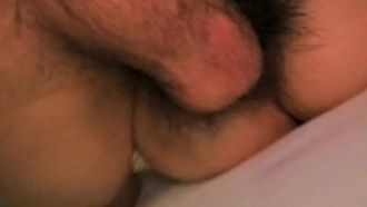 Coppia universitaria che fa sesso in primo piano degli organi sessuali