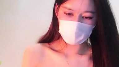 身材很好美乳妹子全裸小秀逼逼毛扎个辫子喜欢不要错过