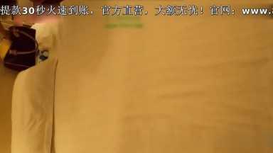 星级酒店1000元约操新来的性感短裙高跟丰满美女,先操一次做完服务后又被爆操一次