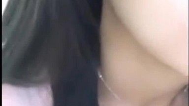 高颜值美女主播漫漫露脸带你探索逼里的秘密单指扣逼特写淫水很多