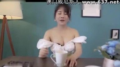 妙龄美女相亲被屌丝男下春药迷奸伸舌不停挑逗求干快点