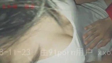 36D爆乳护士女友~男友视角不停抽插~淫声浪叫让人舒爽~