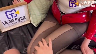 【天美傳媒】TMY0011 女大學生下海記2 只為交學費