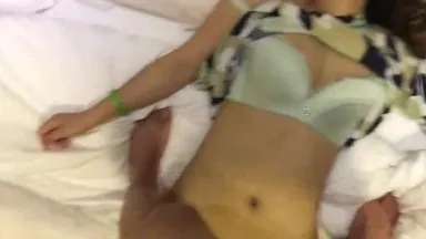 Una bellissima amica si è ubriacata ed è stata portata in un hotel per fare sesso e ricevere una sborrata facciale sul viso 108P HD senza filigrana 1