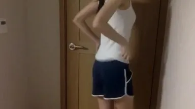 愛自摸的美女1