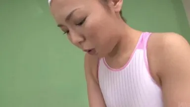 Yume Kimino sorprende con su mamada japonesa