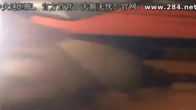 A female anchor from Guangdong seduced a motorcycle driver from Henan in the middle of the night. Some diaos viewers suggested going to the cemetery.