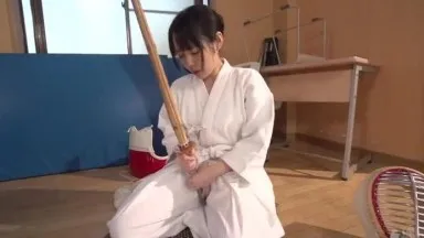 Vídeo amateur asiático con la cachonda Ruka Jinjiang