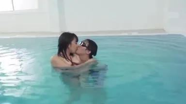 CHINASES SUB Natsu Ma is seduced by a big-breasted swimsuit girl with a huge sexual desire who appears at a pool in the countryside and makes her ejaculate until morning.