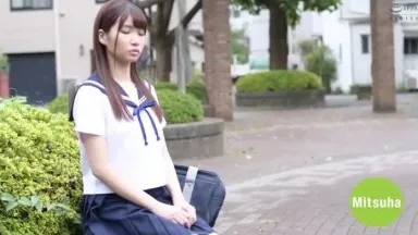 [Delusion POV] Raw sex with a beautiful girl wearing a sailor suit. Mitsha Mitsuha Higuchi