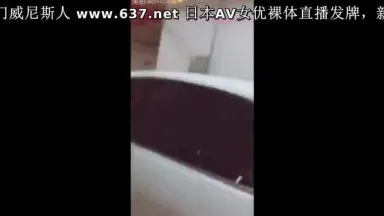 美女停車時被色狼歹毒