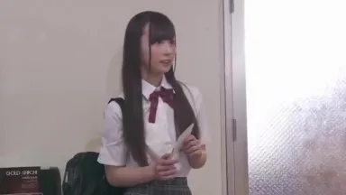 Chica violada en uniforme Azusa Oto - El destino de un ídolo escolar cuya debilidad fue aprovechada - Azusa Oto