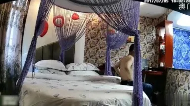 [Fotografia espontânea de hotel] O diário de traição de uma tia forte ~ Ela foi para um quarto de hotel com seu amante e fez sexo como uma louca ~ Rotação a vácuo em super alta velocidade ~