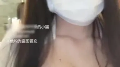 豪乳女神買台砲機搗弄小穴一直呻吟