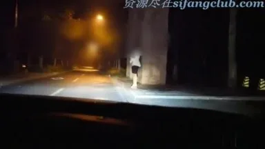 [Local Selection!] I picked up a woman on the street at night and couldn't get a car. It took a lot of effort to get her in the car and start enjoying it~