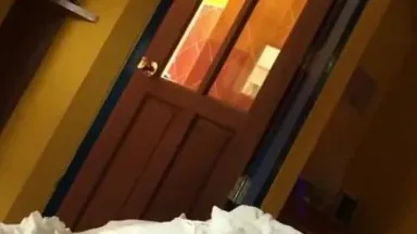 ¡¡Se filtró un video de una belleza encantadora probándose un traje de baño sexy!! ¡¡Su novio se enamoró de ella justo cuando lo vio!!