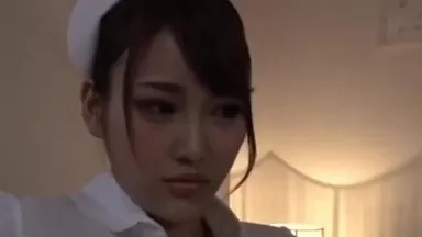 Nao Wakana, moglie frustrata dell'appartamento e creampie sudato del vecchio impregnato