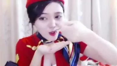 Goddess-level anchor, the best little lover masturbation show ~ I changed into two sets of sexy uniforms just to make my godfathers happy ~ Finally, I will reward you with a pink masturbation show ~