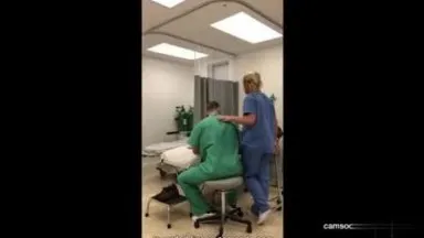 Burning with desire! The blonde nurse took advantage of the consultation to take off her pants and masturbate live for 12 minutes