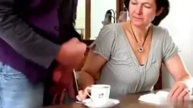 [Europa y América] ¿Qué debo hacer si mi café se queda sin crema? ¡Entonces hazlo en el sitio!