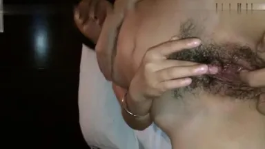 High-definition couple sex, selfie with face exposed, watery pussy almost couldn't hold back ejaculation