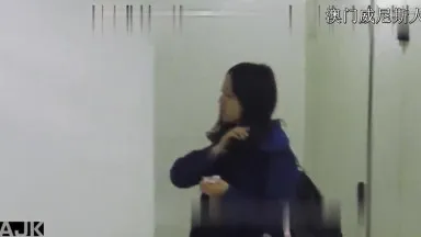 Shanghai Metro City toilet candid filming 2