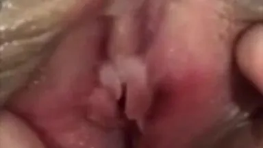 Coño de mariposa en HD, culo súper grande, sexo anal perfecto, comentarios de bienvenida