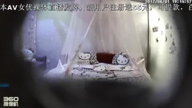 看上去年龄不大很漂亮的清纯美女被猥琐男哄骗到酒店(1)