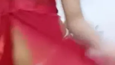 [Chinese anchor leaked] The gauze anchor touches herself in front of the camera and strips and teases her~ The vibrator is forced into her pussy and she screams in orgasm~