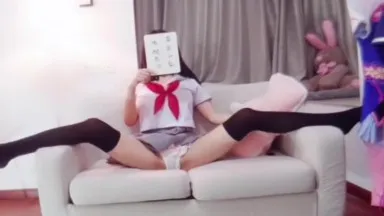 The ultimate big-breasted goddess, private toy, VIP customized version. The busty goddess transforms into a schoolgirl in Japanese school uniform, showing off her slender legs in 360 degrees.