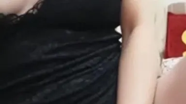 New anchor's cute little ears' first live show, showing her face, good figure and butterfly pussy