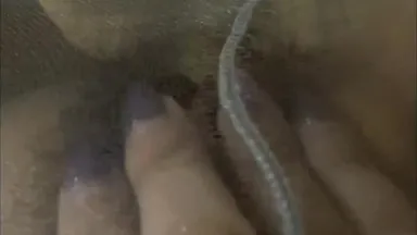 Il video della masturbazione di una giovane modella dalla carnagione chiara e con grossi seni diplomata in una scuola d'arte è trapelato 1~