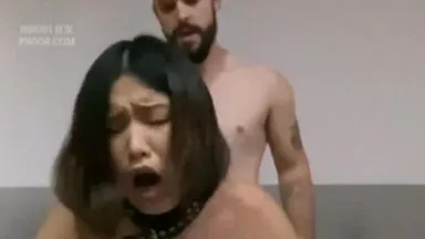 The big-breasted foreign student usually looks very hot, but she is a little bitch who needs a foreign cock~