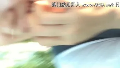 事業有成後就想包養個會幫我吹的年輕正妹~ 週末偷情車震被吹不夠，還要開房間好好幹她!