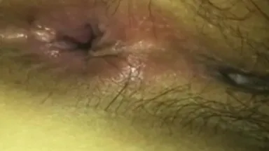 [Real doméstico MJ] A garotinha linda e meiga tem um cuzinho espiando dentro da vagina, o abalone rosa é suculento e os lábios são grossos, o lindo corpo e seios da menina deixam as pessoas com tesão, ultra alta definição 1080P