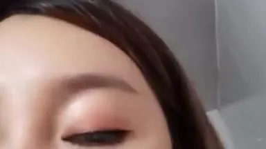 Trabajadora de oficina, chica de fábrica, burbuja japonesa, usa un rebote para trabajar con una mirada lujuriosa en su rostro. Burbuja japonesa 61_(nuevo)